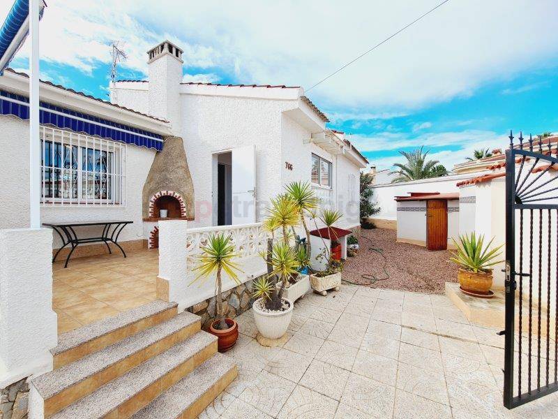 A Vendre - Villa - Ciudad Quesada