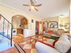 Resales - Villa - Torrevieja - Punta Prima