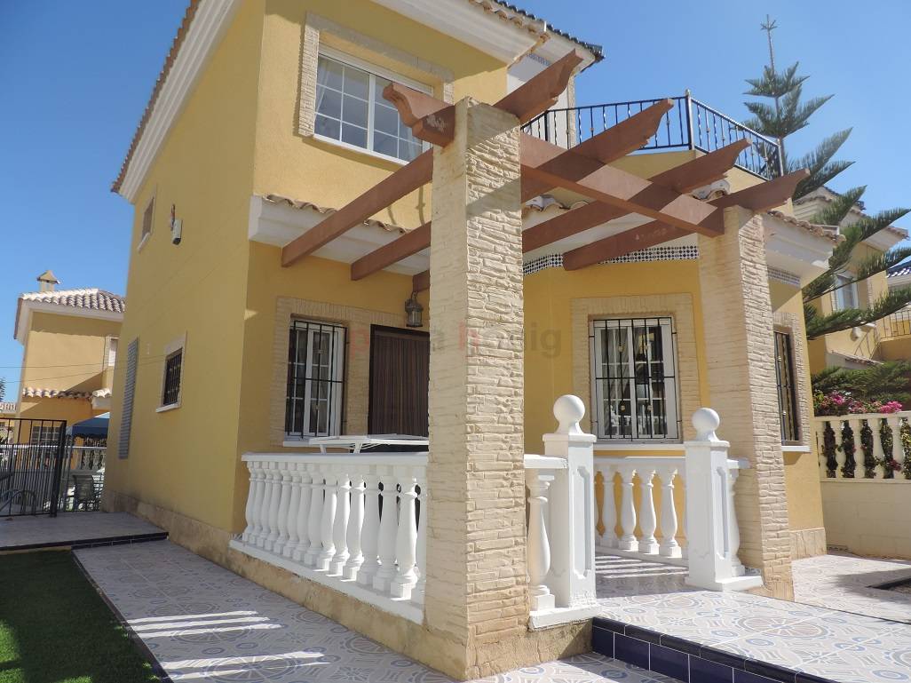 Resales - Villa - Lo Crispin