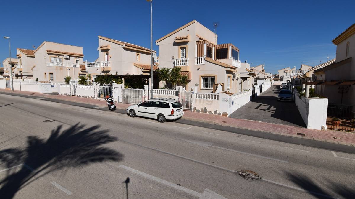 Gebrauchtobjekte - Einfamilienhaus - Ciudad Quesada