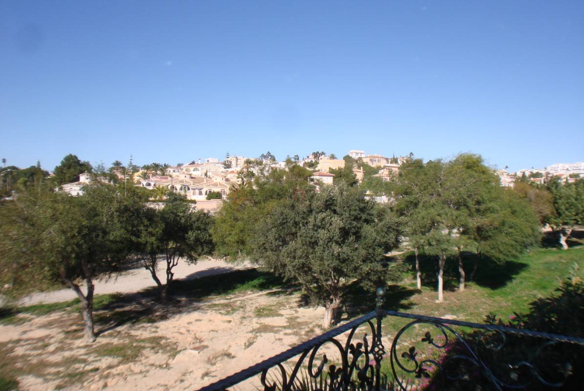 Gebrauchtobjekte - Einfamilienhaus - Ciudad Quesada - Town Center