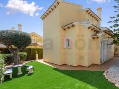 Resales - Villa - Villamartin