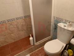 Reventa - Apartamento - Los Montesinos