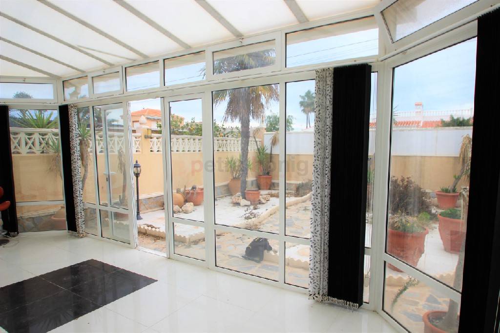 A Vendre - Villa - Torrevieja - Torreta Florida