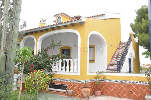 Gebrauchtobjekte - Einfamilienhaus - Ciudad Quesada - Town Center