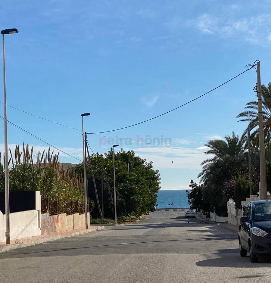 Sale - Вилла - Torrevieja - La Mata