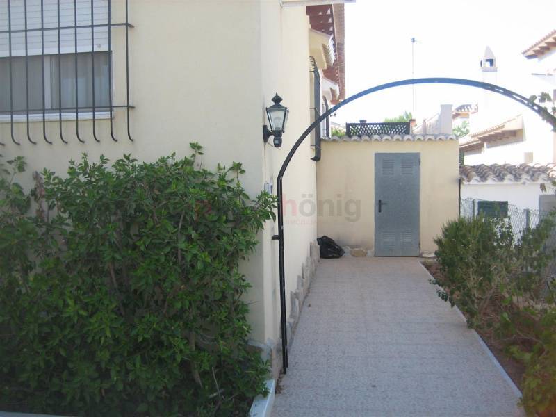 Gebrauchtobjekte - Einfamilienhaus - Torrevieja