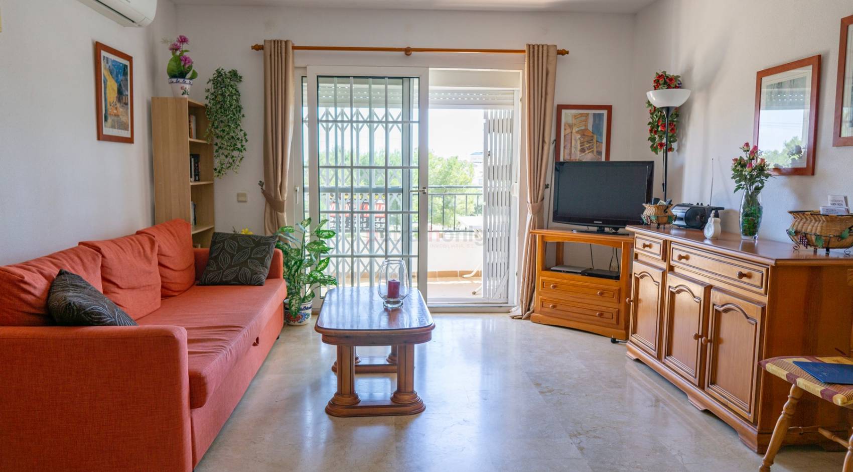 Resales - Apartment - Villamartin