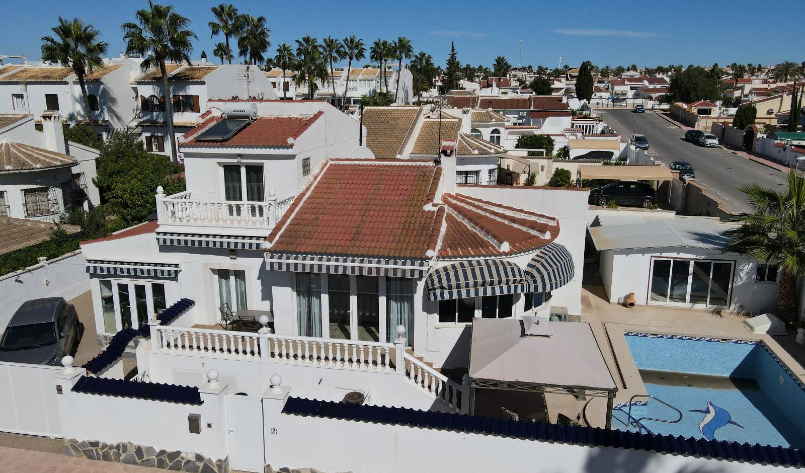 Gebrauchtobjekte - Einfamilienhaus - Ciudad Quesada - Pueblo Bravo