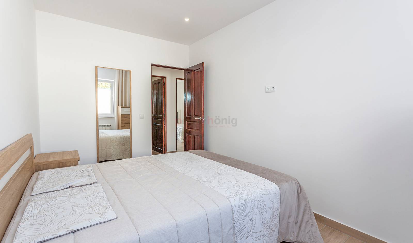 Resales - Semi Detached - Los Balcones