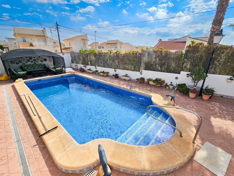 A Vendre - Villa - Ciudad Quesada