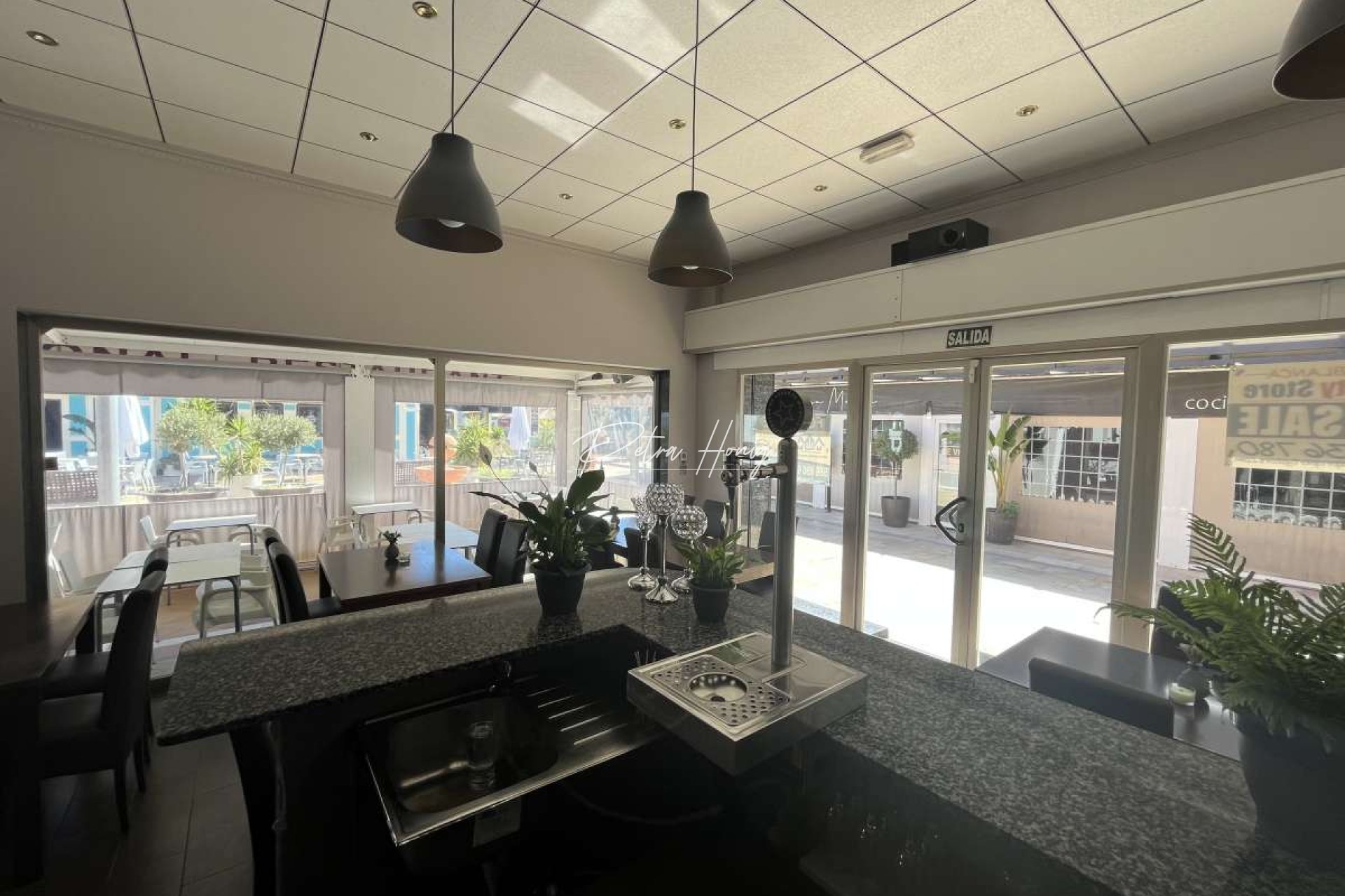 A Vendre - Commercial - Campoamor - Dehesa de Campoamor