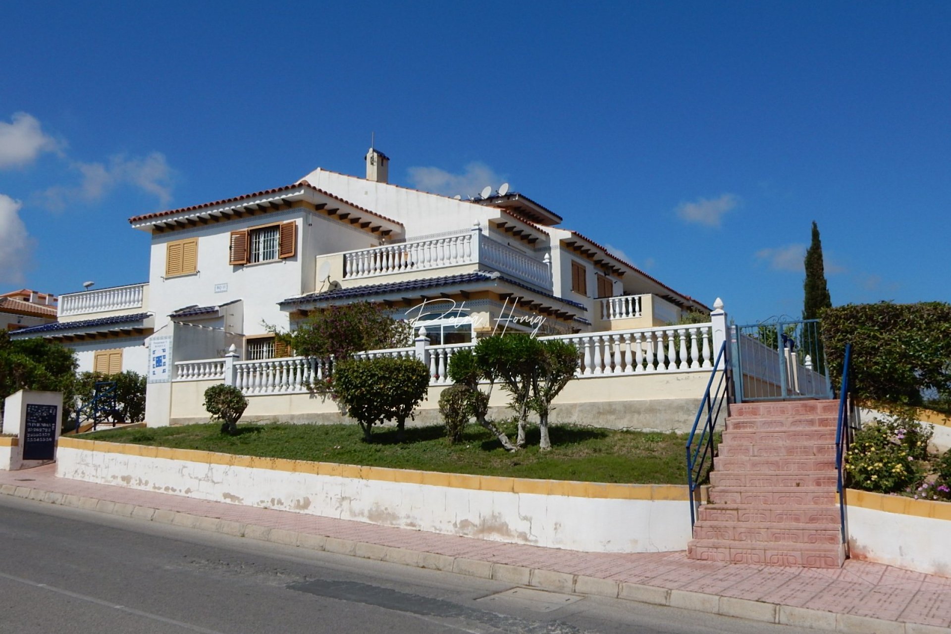 A Vendre - Jumelée - La Mata