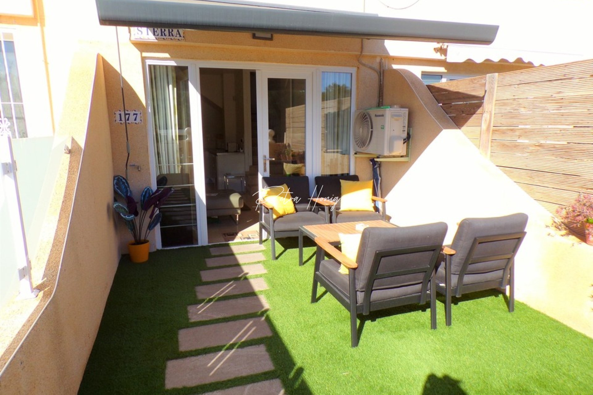 A Vendre - Maison de ville - Villamartin
