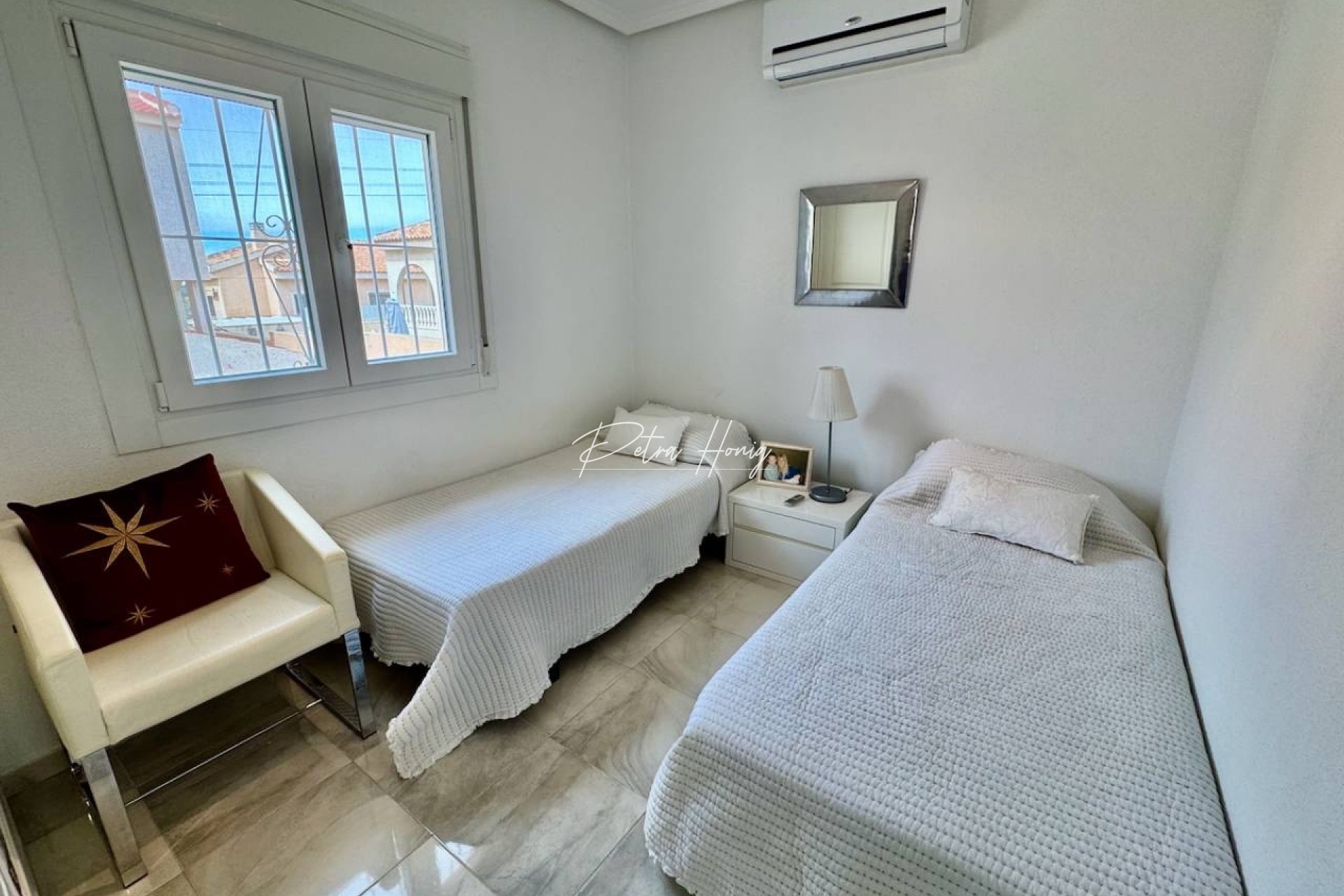 A Vendre - Villa - Ciudad Quesada