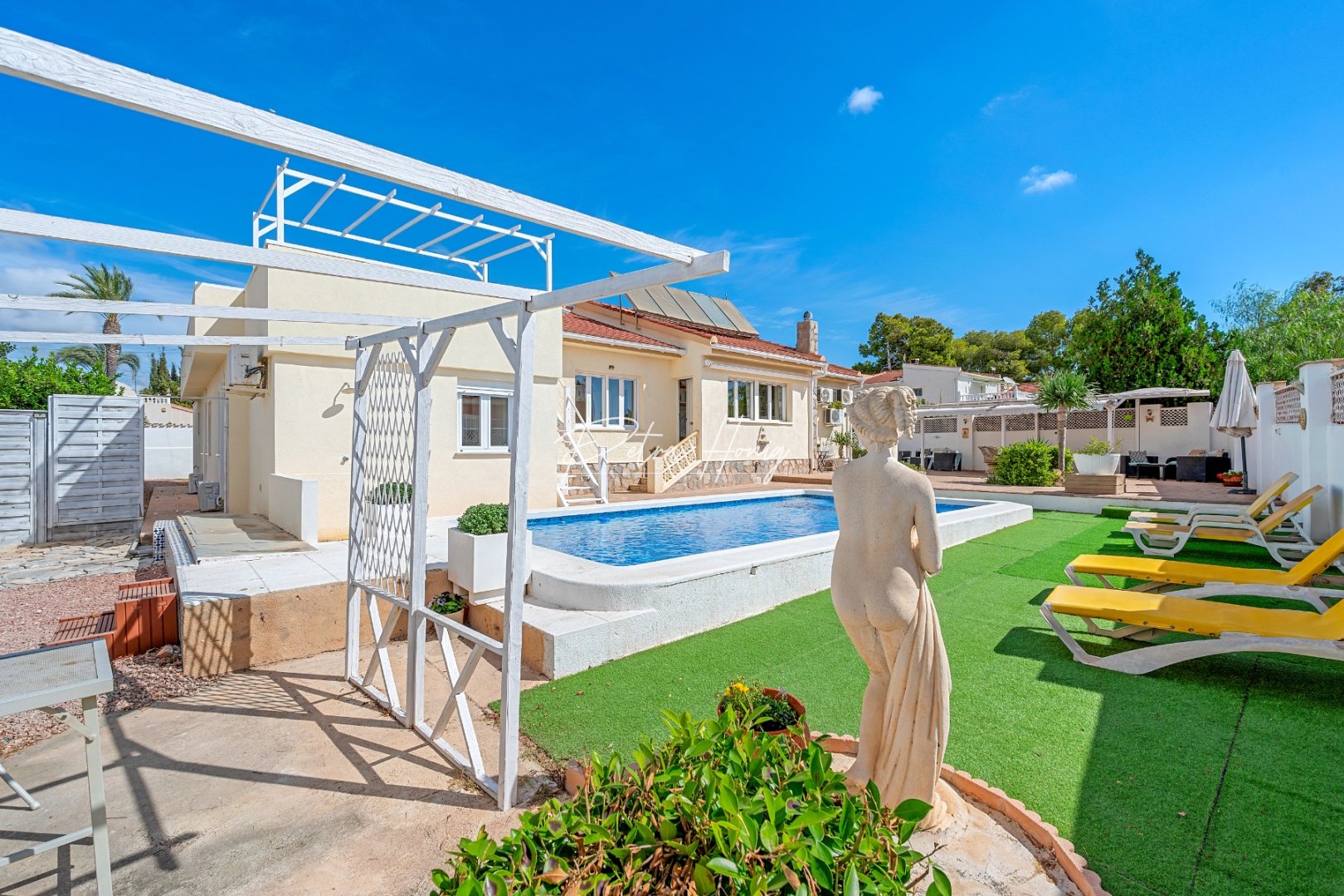 A Vendre - Villa - Ciudad Quesada