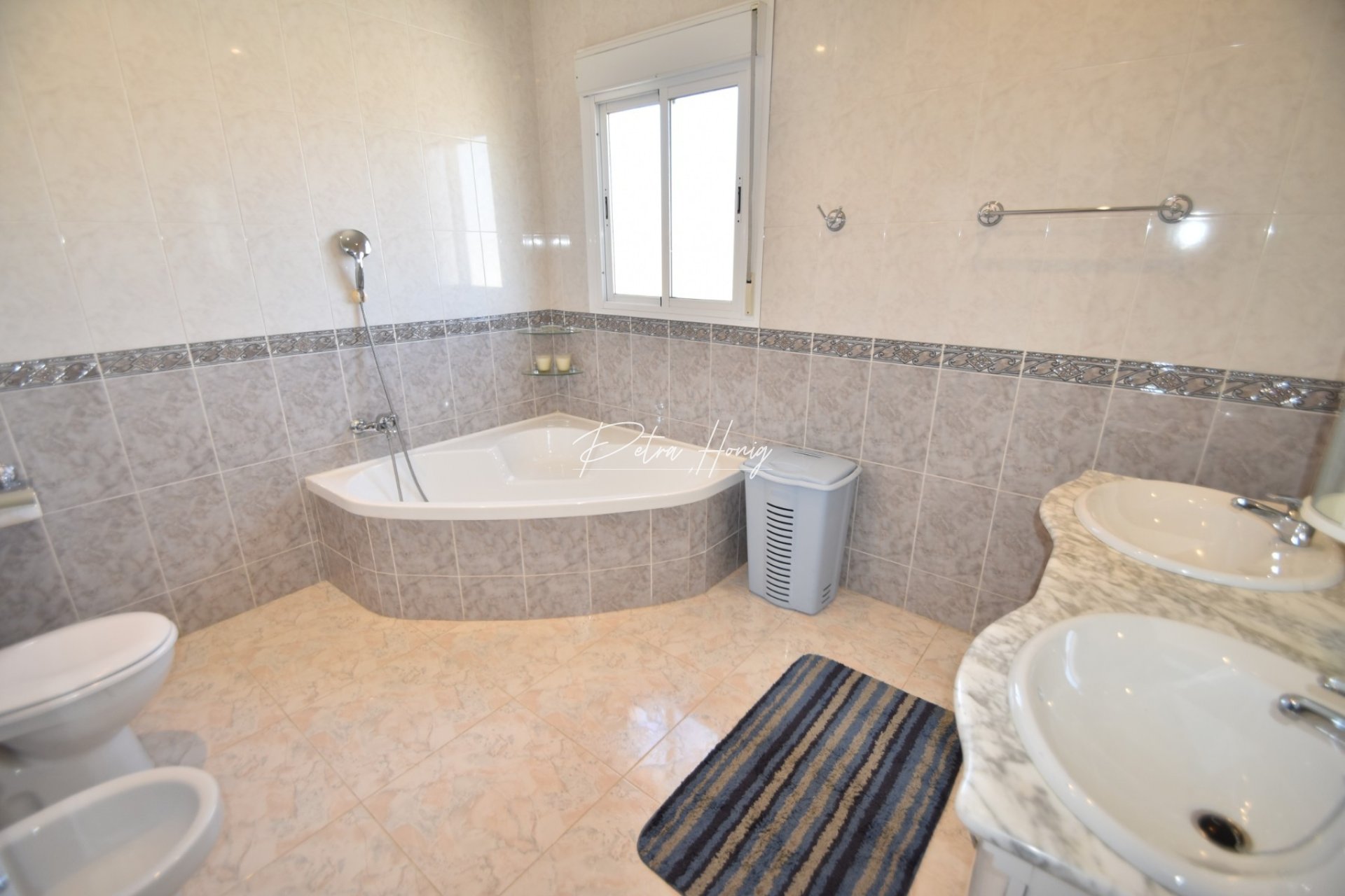 A Vendre - Villa - Ciudad Quesada