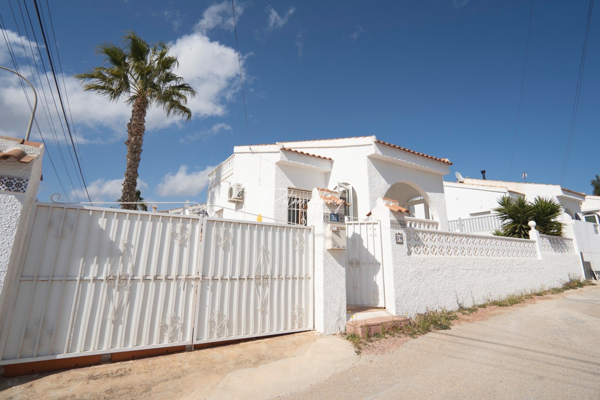 A Vendre - Villa - Ciudad Quesada