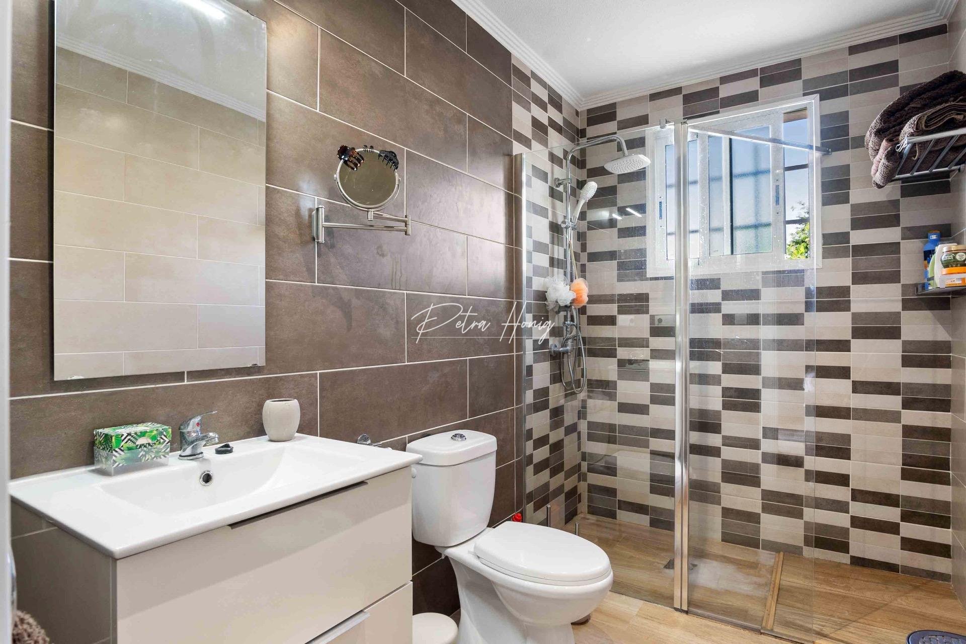 A Vendre - Villa - Dolores - CMNO. ESCORREDOR
