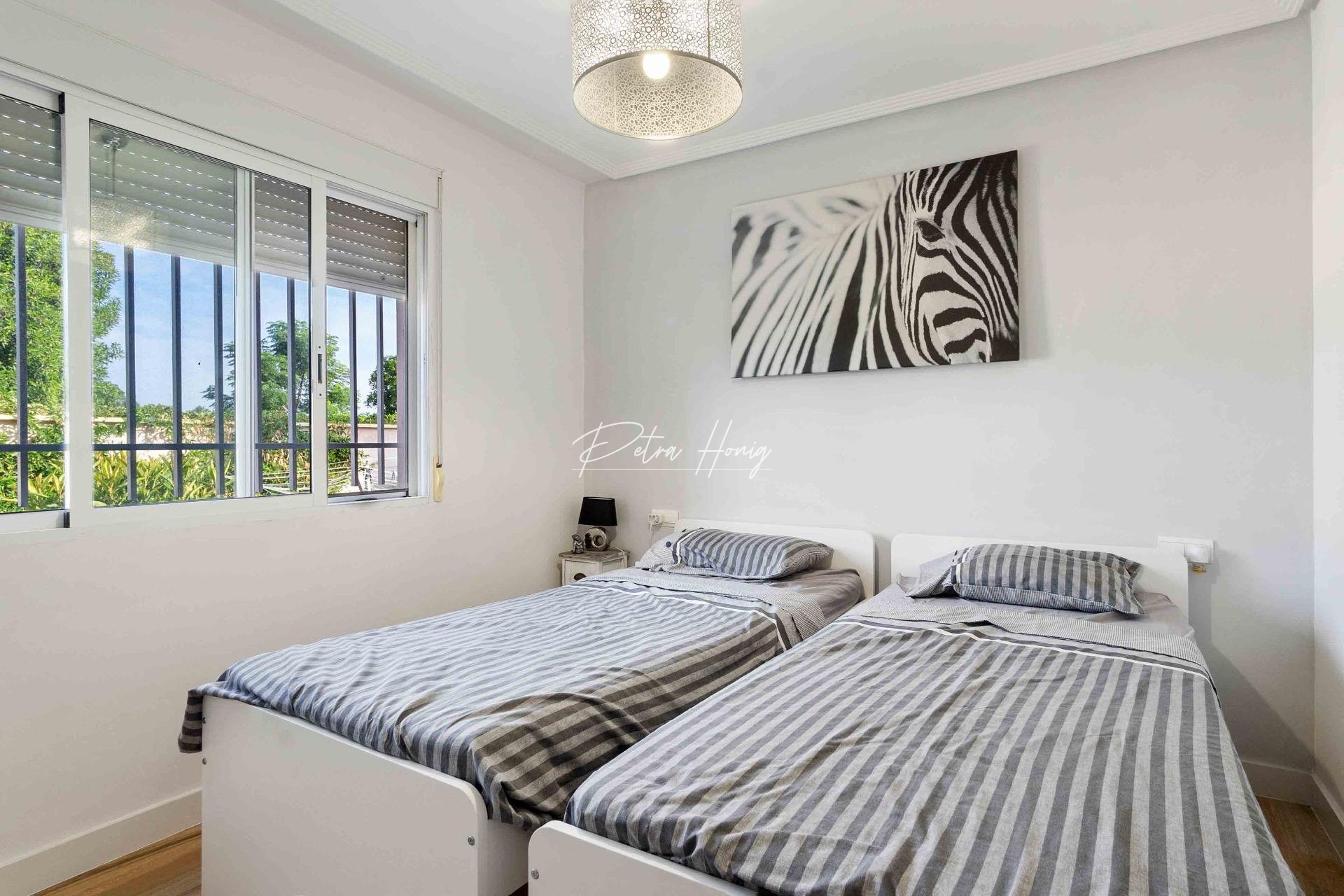 A Vendre - Villa - Dolores - CMNO. ESCORREDOR