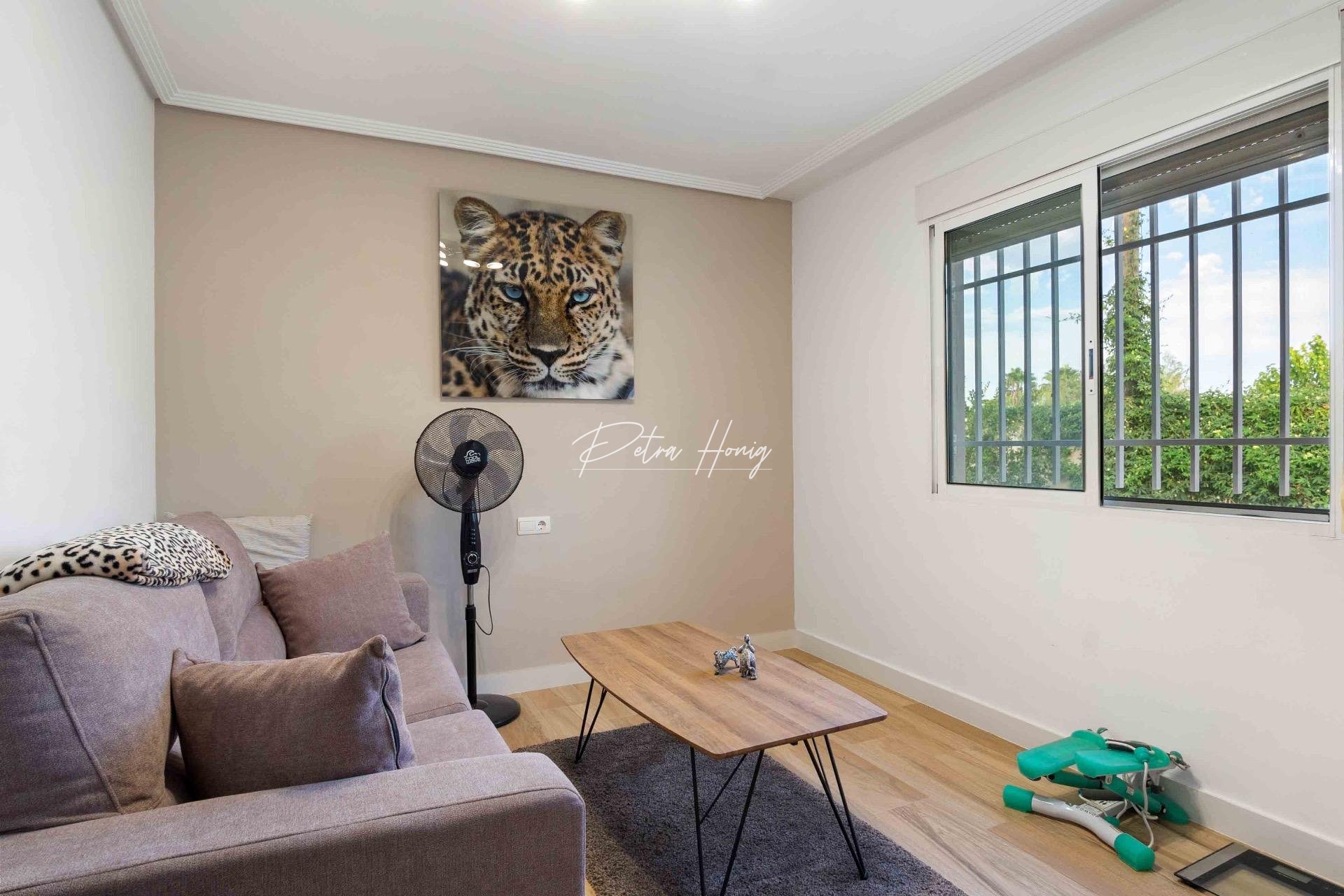 A Vendre - Villa - Dolores - CMNO. ESCORREDOR