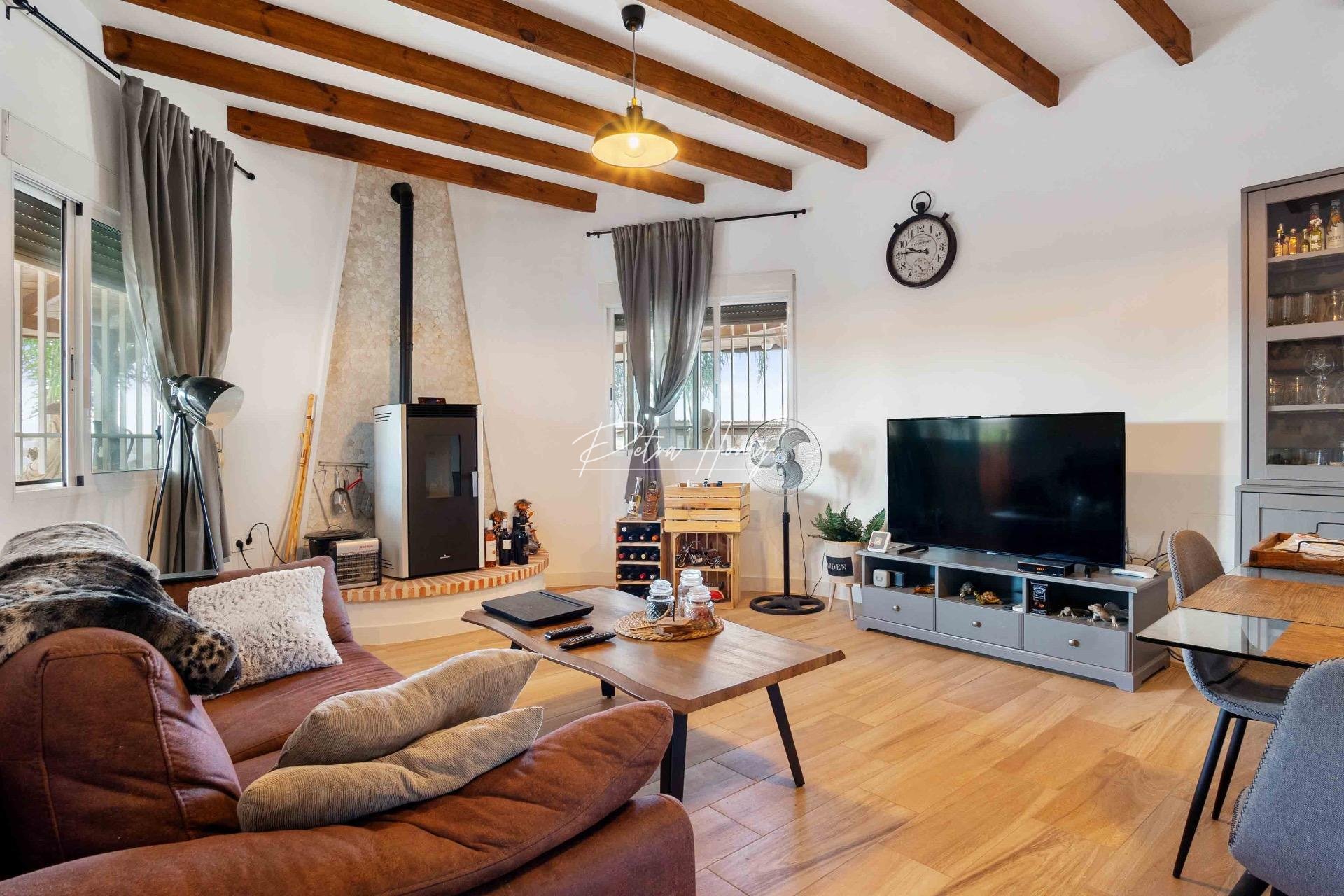 A Vendre - Villa - Dolores - CMNO. ESCORREDOR