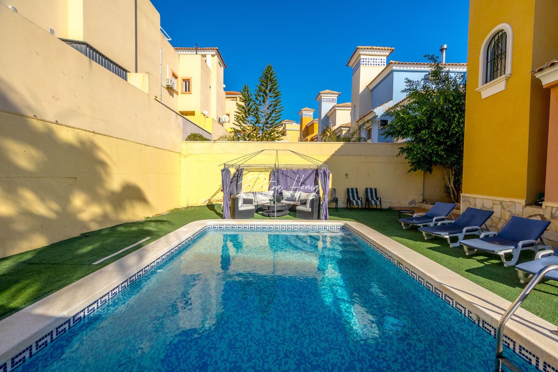 A Vendre - Villa - Orihuela Costa - Las Filipinas