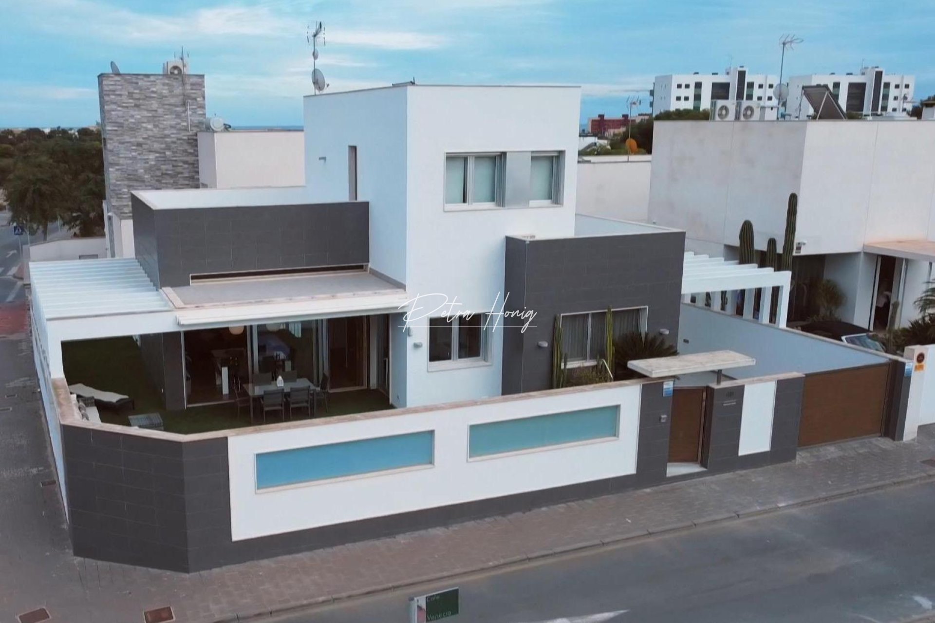 A Vendre - Villa - Orihuela Costa - Mil Palmeras