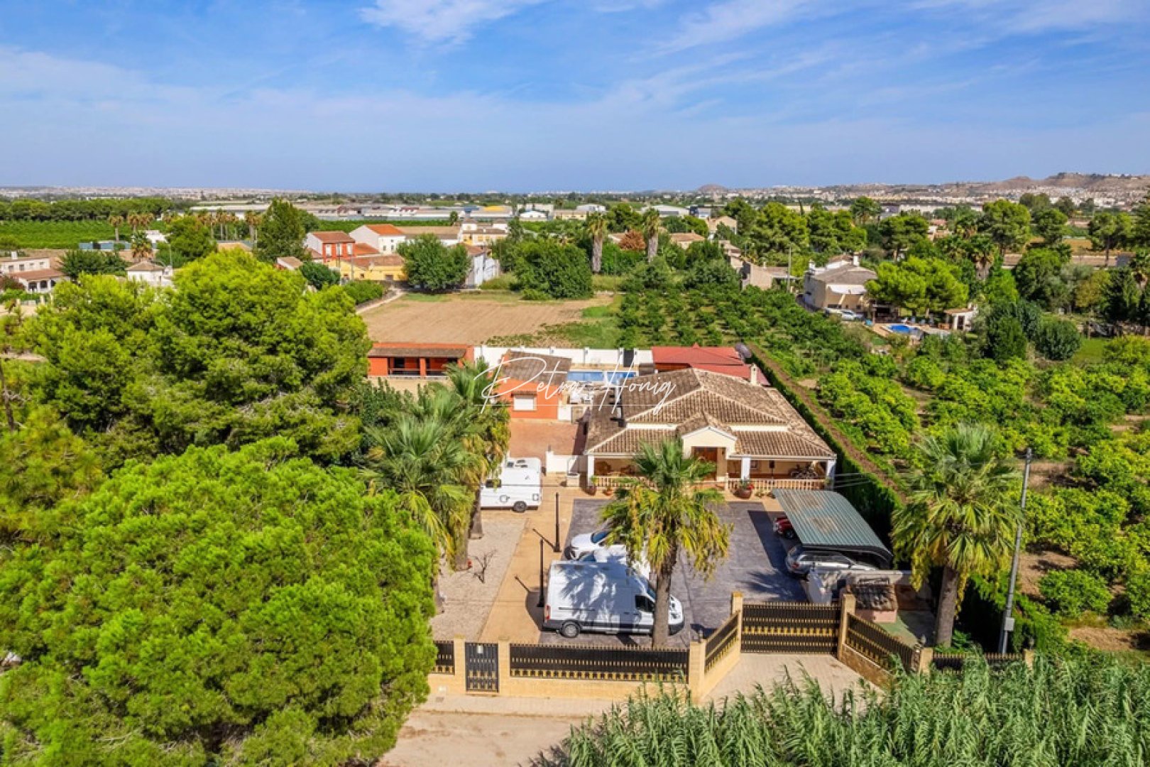 A Vendre - Villa - Other areas - Heredades