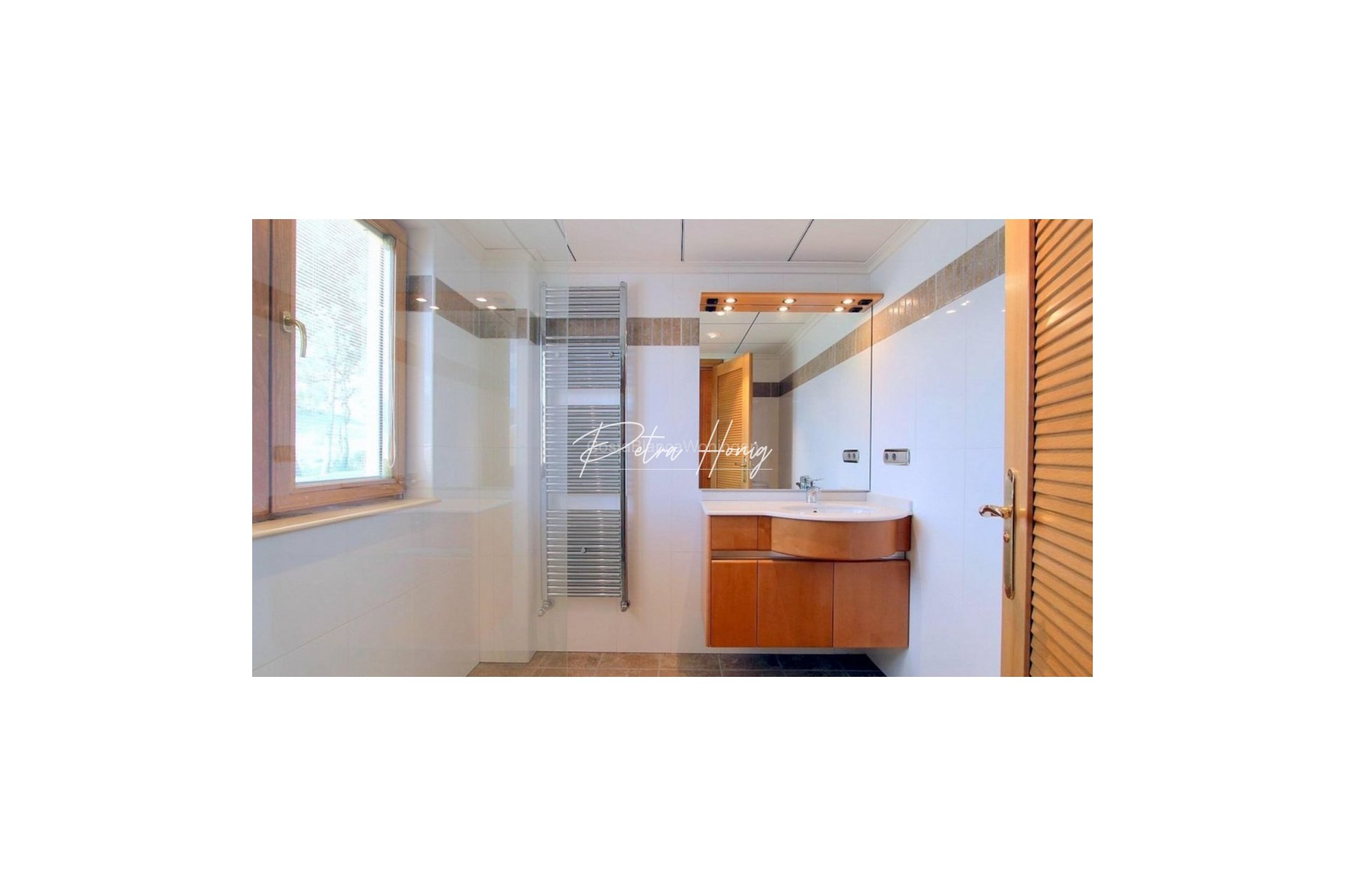 A Vendre - Villa - Other areas - Penàguila