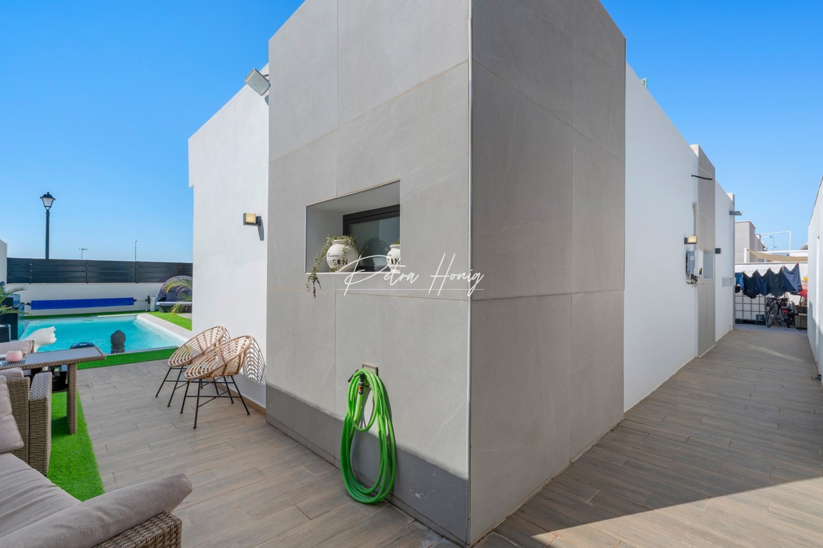 A Vendre - Villa - Other areas - URBANIZACIONES