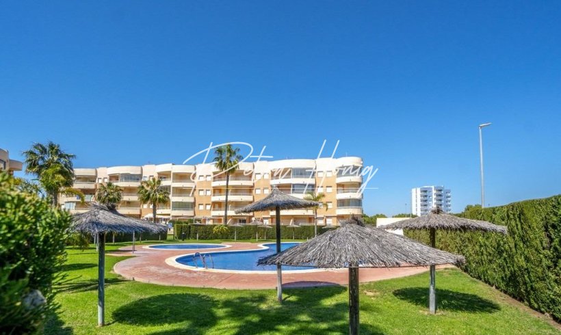 Apartment - Gebrauchtobjekte - Orihuela Costa - UR-16585