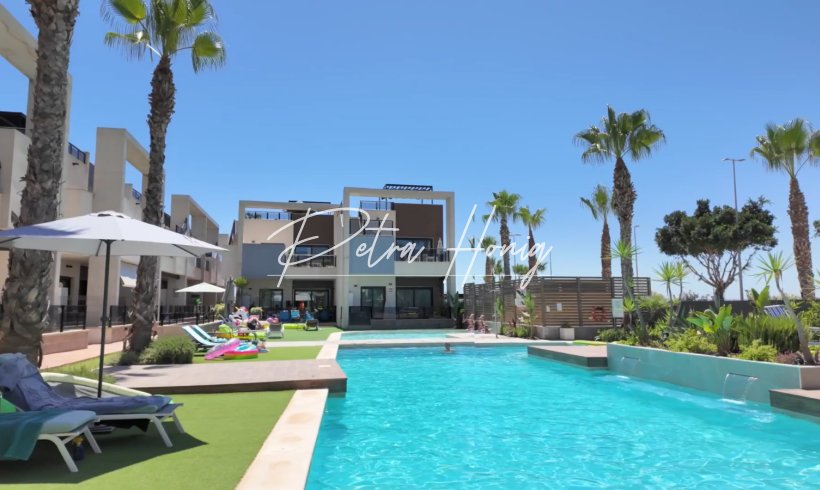 Apartment - Resales - El Raso - 1112