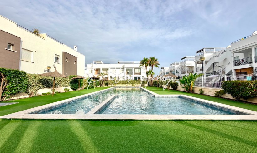 Apartment - Resales - Torrevieja - Aguas Nuevas