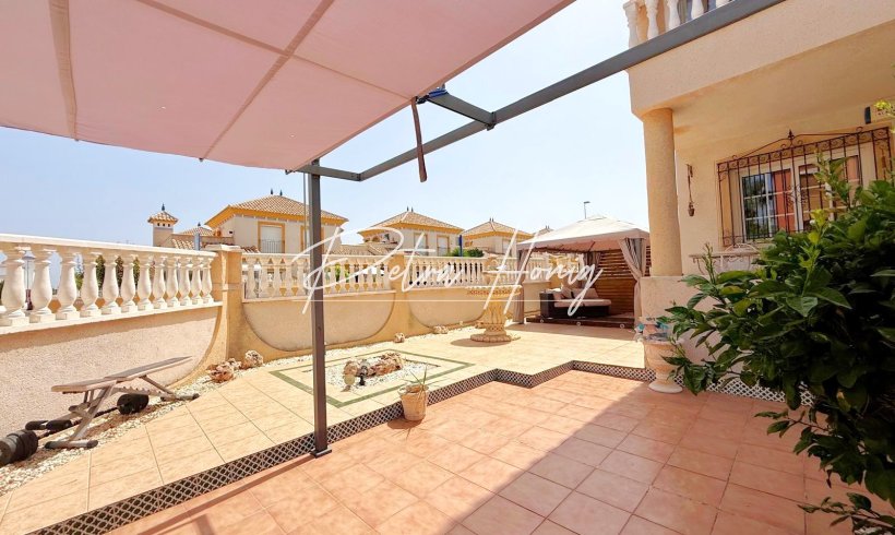 Appartement - A Vendre - Orihuela Costa - Villamartin