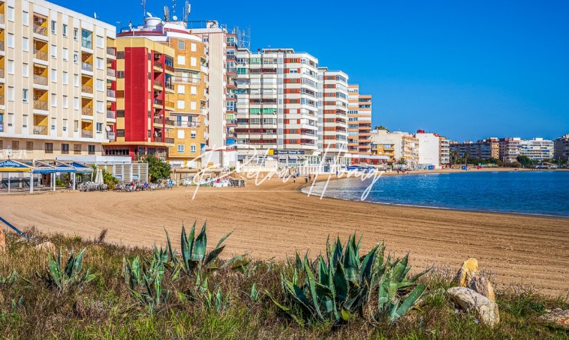 Appartement - A Vendre - Torrevieja - Acequion