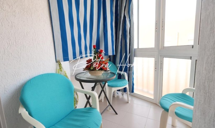 Appartement - A Vendre - Torrevieja - La Mata pueblo
