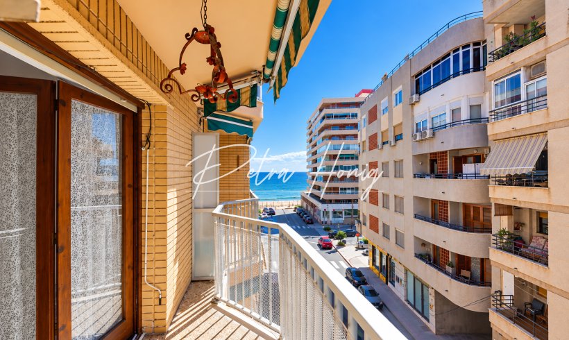 Appartement - A Vendre - Torrevieja - Playa del Acequion