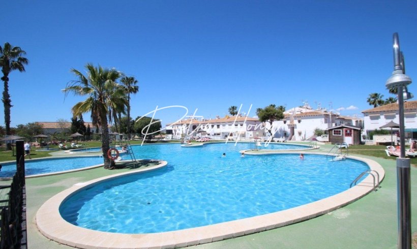 Bungalow - A Vendre - Torrevieja - Los Balcones - Los Altos del Edén