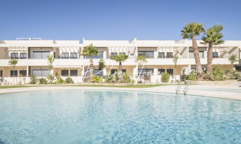 Bungalow - новый - Torrevieja - 00-37813