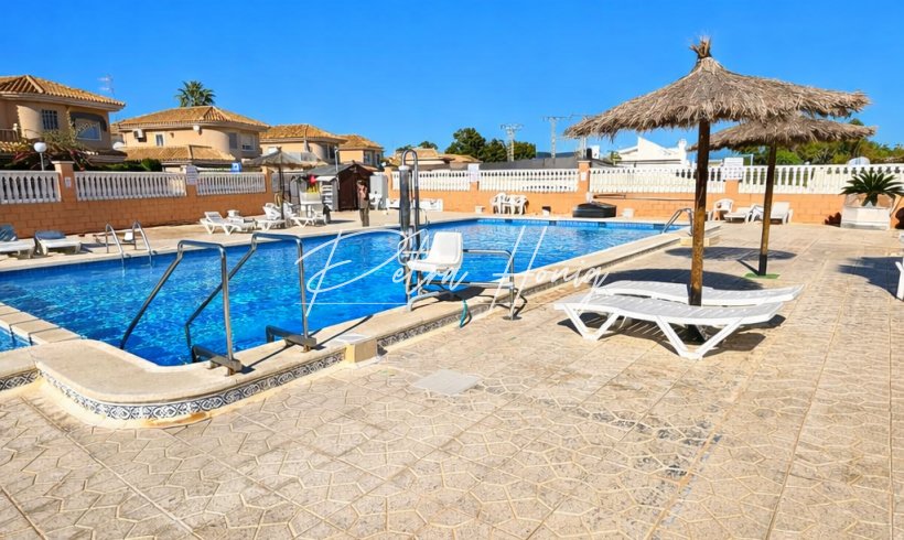 Bungalow - Sale - Torrevieja - Los Altos
