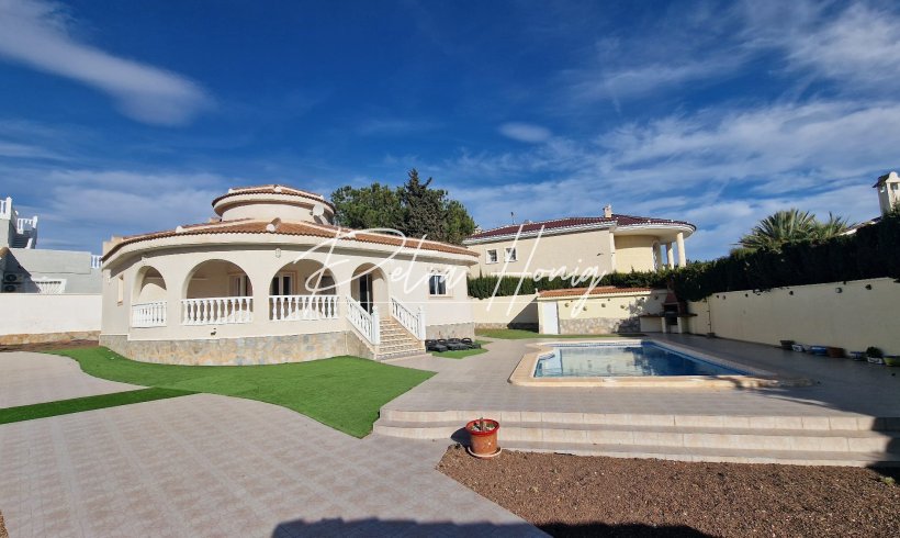 Chalet - Reventa - Ciudad Quesada - 1957