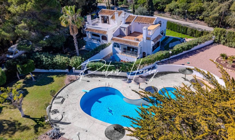 Chalet - Reventa - Orihuela Costa - MY-49574