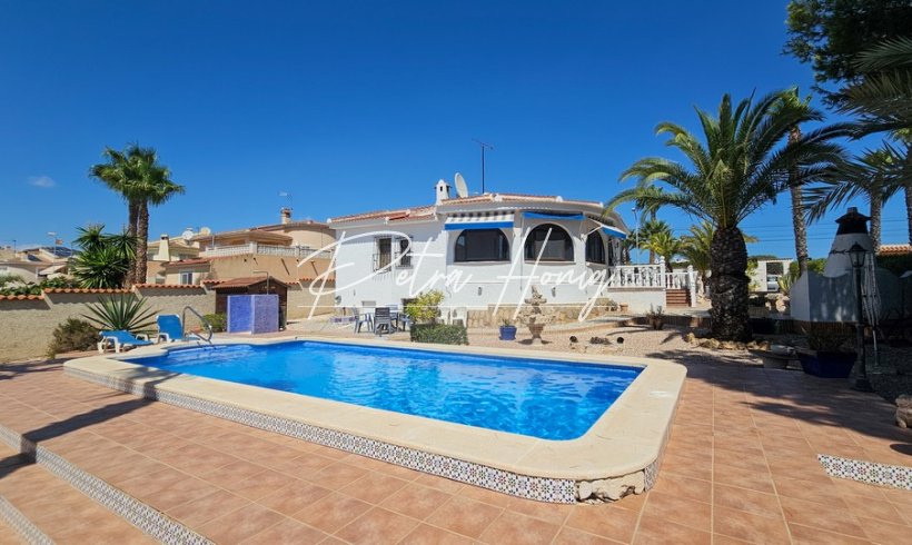 Einfamilienhaus - Gebrauchtobjekte - Ciudad Quesada - 949