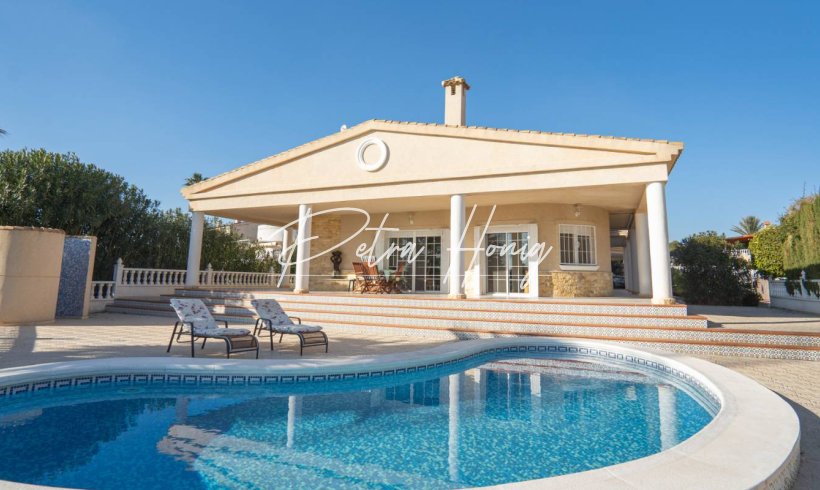 Einfamilienhaus - Gebrauchtobjekte - Ciudad Quesada - BV-89504
