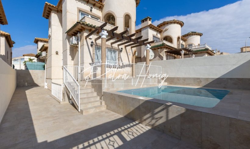 Einfamilienhaus - Gebrauchtobjekte - Orihuela Costa - Villamartin