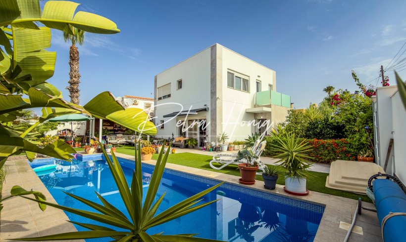 Einfamilienhaus - Gebrauchtobjekte - Torrevieja - GL-77603