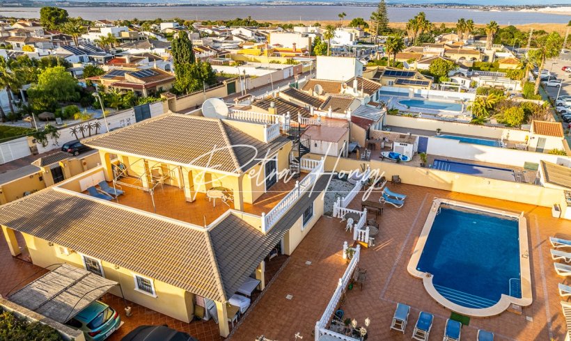 Einfamilienhaus - Gebrauchtobjekte - Torrevieja - LOS BALCONES - LOS ALTOS