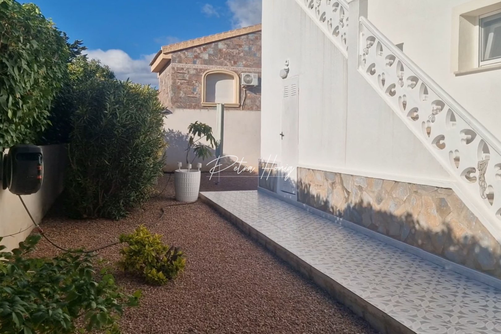 Gebrauchtobjekte - Einfamilienhaus - Ciudad Quesada - Pueblo Bravo