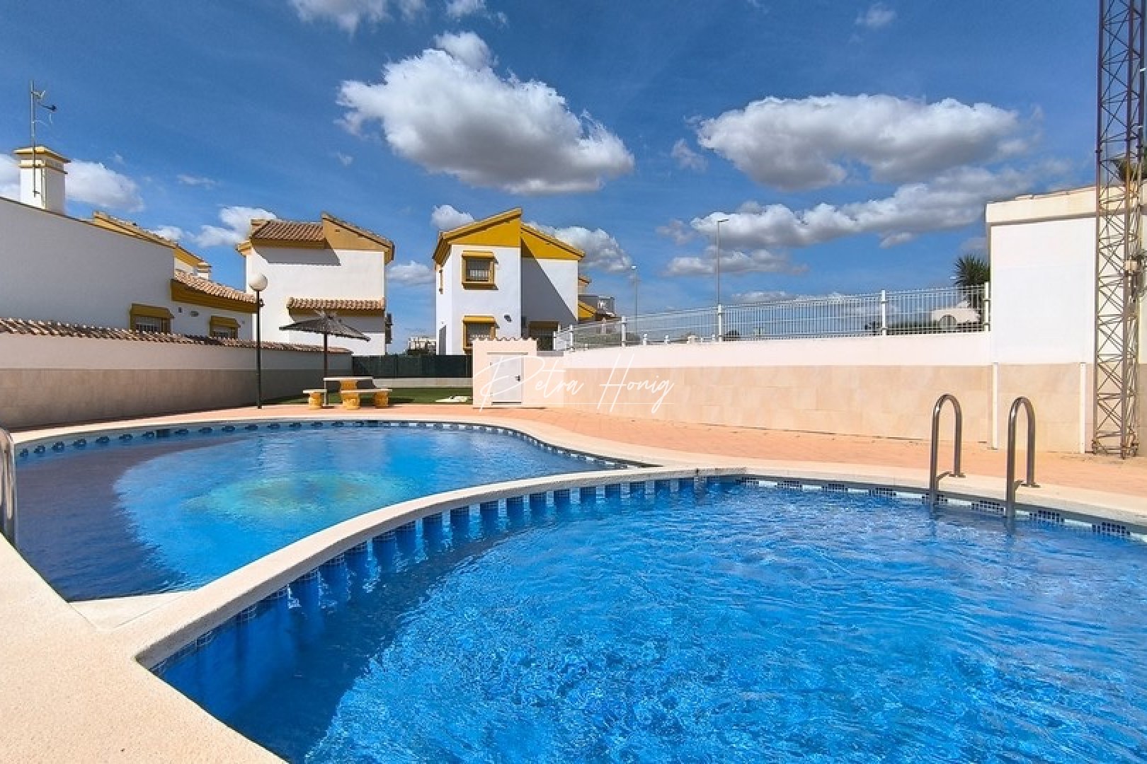 Gebrauchtobjekte - Einfamilienhaus - Guardamar del Segura - El Raso, Guardamar